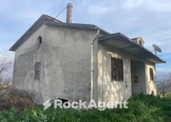 Facciata - Independent house via Borgo San Martino, Altavilla Silentina - photo 3