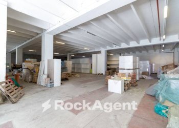Interno non residenziale - Negozio viale Lucrezia della Valle, Catanzaro - foto 9
