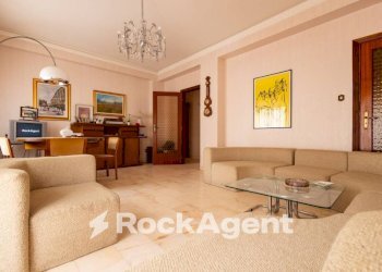 Salone - Appartamento via Eugenio de Riso, 77, Catanzaro - foto 15