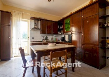 Cucina - Villa via Angitola, 56, Catanzaro - photo 8
