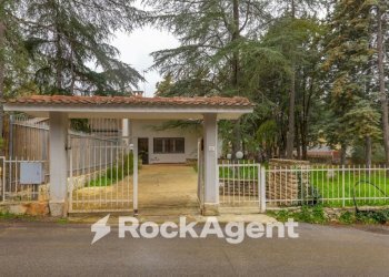 Facciata - Villa via Pedali della Murgia, 39, Toritto - foto 7