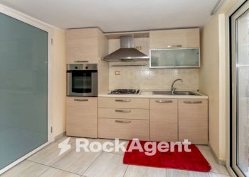 Cucina - Two-room apartment via Gabriello Carnazza, 13, Catania - photo 1