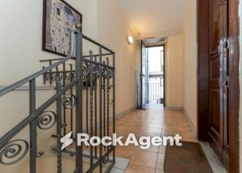 Interno palazzo - Two-room apartment via Gabriello Carnazza, 13, Catania - photo 2
