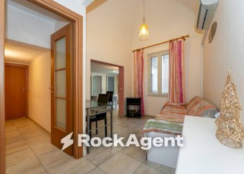 Disimpegno - Two-room apartment via Gabriello Carnazza, 13, Catania - photo 24