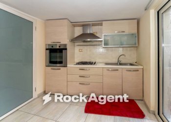 Cucina - Two-room apartment via Gabriello Carnazza, 13, Catania - photo 1