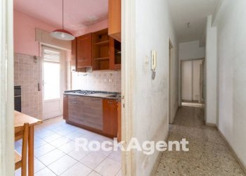 Corridoio - Two-room apartment via Gaetano Donizetti, 81, Catania - photo 18