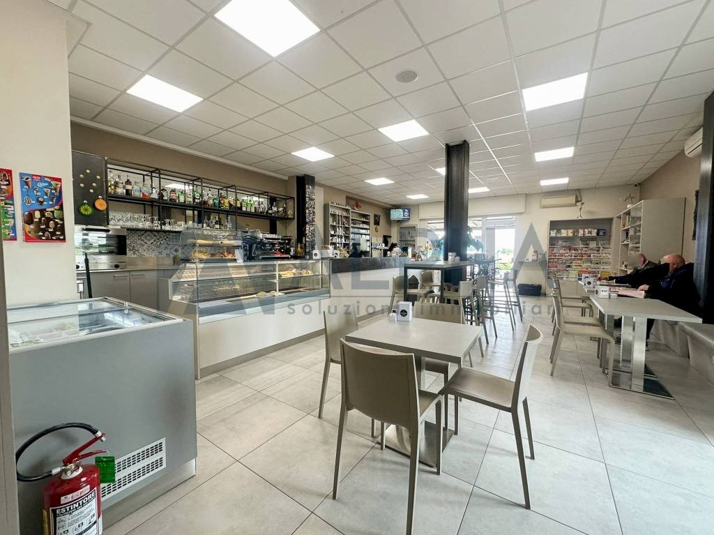 Interno non residenziale - Bar Tavola Calda - Fredda via Sant'Alberto, 364, Ravenna - foto 1