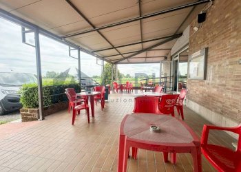 Veranda - Bar Tavola Calda - Fredda via Sant'Alberto, 364, Ravenna - foto 8