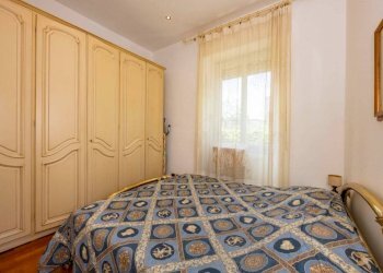 Camera da letto - Quadrilocale viale Cembrano, 19A, Genova (zona Quarto) - foto 20