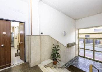 Interno palazzo - Quadrilocale viale Cembrano, 19A, Genova (zona Quarto) - foto 22