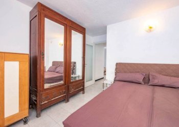 Camera da letto - Quadrilocale viale Cembrano, 19A, Genova (zona Quarto) - foto 31