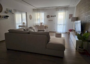 Salone - Four-room apartment via Aldo Ballarin, Roma - photo 2