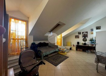 One-room apartment Via cesare battisti, Fossano - photo 2