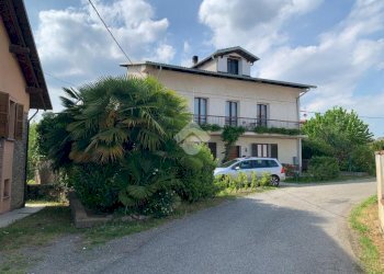 Semi-detached house Regione Carrara, Terzo - photo 3