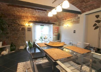 Semi-detached house Regione Carrara, Terzo - photo 11