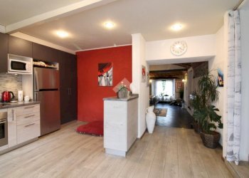 Semi-detached house Regione Carrara, Terzo - photo 13