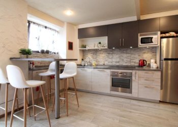Semi-detached house Regione Carrara, Terzo - photo 15