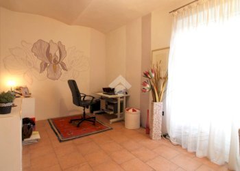 Semi-detached house Regione Carrara, Terzo - photo 32