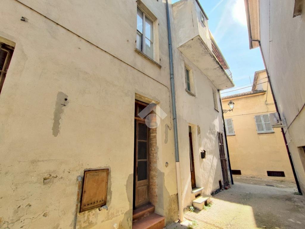 Casa indipendente Piazza Monsignor F. Guerra, Volpedo - foto 1