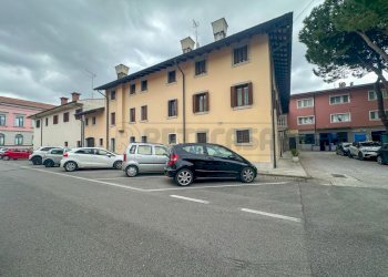 ESTERNI.jpg - Porzione di casa Contrada Garibaldi 2, Palmanova - foto 3