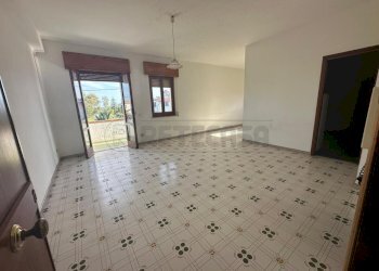 adb5043f-7f54-4813-834e-ca07b1cfd0b0.jpg - Three-room apartment Via Biancospino, Sellia Marina - photo 9
