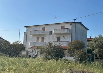 a61996d6-e845-4ca0-8bf3-801f45aef900.jpg - Three-room apartment Via Biancospino 4, Sellia Marina - photo 11