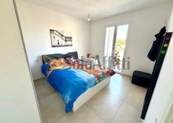 CAMERA.jpg - Three-room apartment Via Vincenzo Franchi 5a, Tortoreto - photo 8