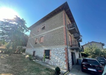 facciata - Four-room apartment Via dell'Arte Tessile 6, Perugia - photo 22