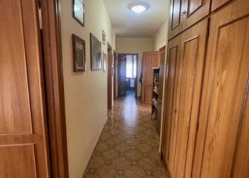 corridoio - Four-room apartment Via dell'Arte Tessile 6, Perugia - photo 24