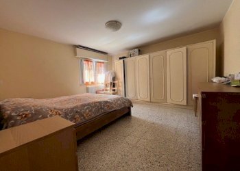 2.jpg - Three-room apartment Viale Trieste 36A, Rimini - photo 1