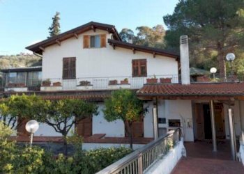 2.jpg - Independent house at auction Via Privata delle Rose snc, Diano San Pietro - photo 1