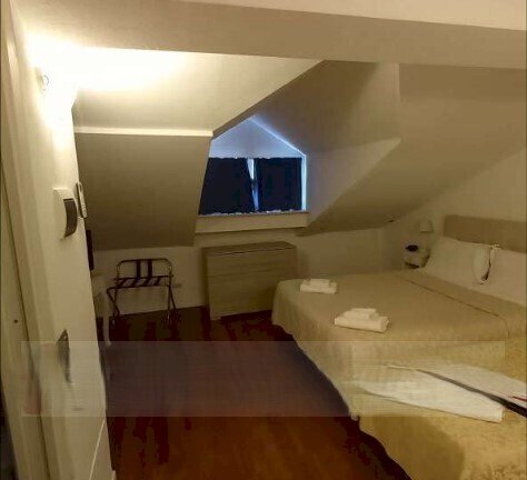 3.jpg - Hotel - Accommodation facility at auction Salita Grand Albergo 8, Sanremo - photo 2