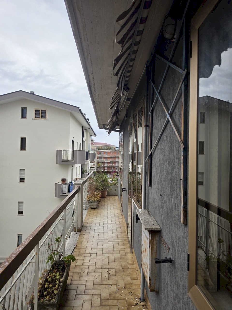 9735cd8a-4034-4eb4-8c19-7827a2d6e761 - Four-room apartment Pescara - photo 3