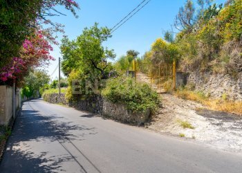 Terreno Vampolieri 7 (5).jpg - Terreno agricolo Via Vampolieri 14, Aci Castello - foto 8