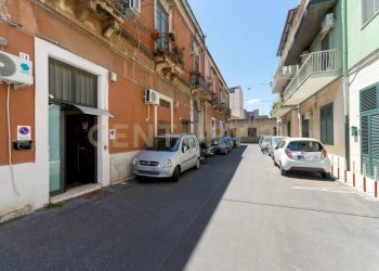 Vico Buonafe 14 (1) - Bilocale Via Carlo Forlanini 76, Catania - foto 2