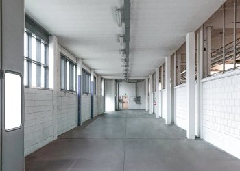Centro Industriale Mariano Comense - Shed Via Papa Pio X 66, Mariano Comense - photo 2