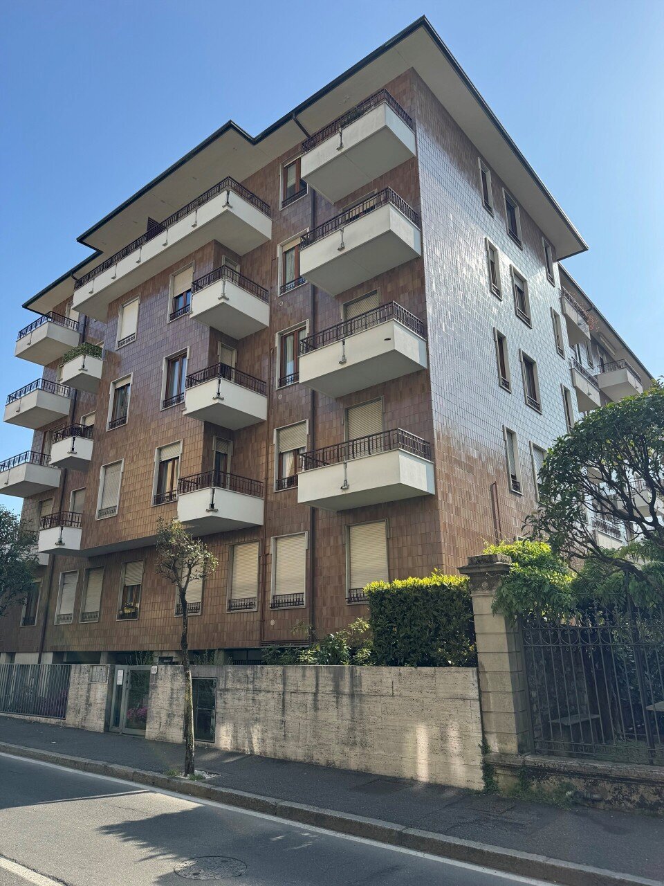 Condominio esterni - Apartment Como - photo 2