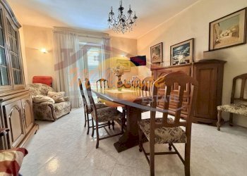 9d782c7d-cb45-4e98-93fa-bd1a7fd2d94a.jpg - Quadrilocale Viale Luigi Cadorna, Siracusa - foto 10