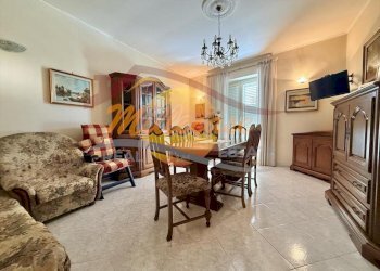 604cfe0a-4d97-45c5-9d30-f5ff4d618f42.jpg - Quadrilocale Viale Luigi Cadorna, Siracusa - foto 16