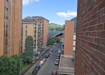 20260430_172433.jpg - Two-room apartment Via Genova 166, Torino (neighborhood Nizza Millefonti) - photo 15