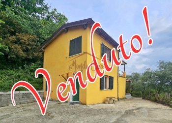VENDUTO ONLINE VETRINA - Villa Via Lavaggia 13, Vezzano Ligure - photo 1