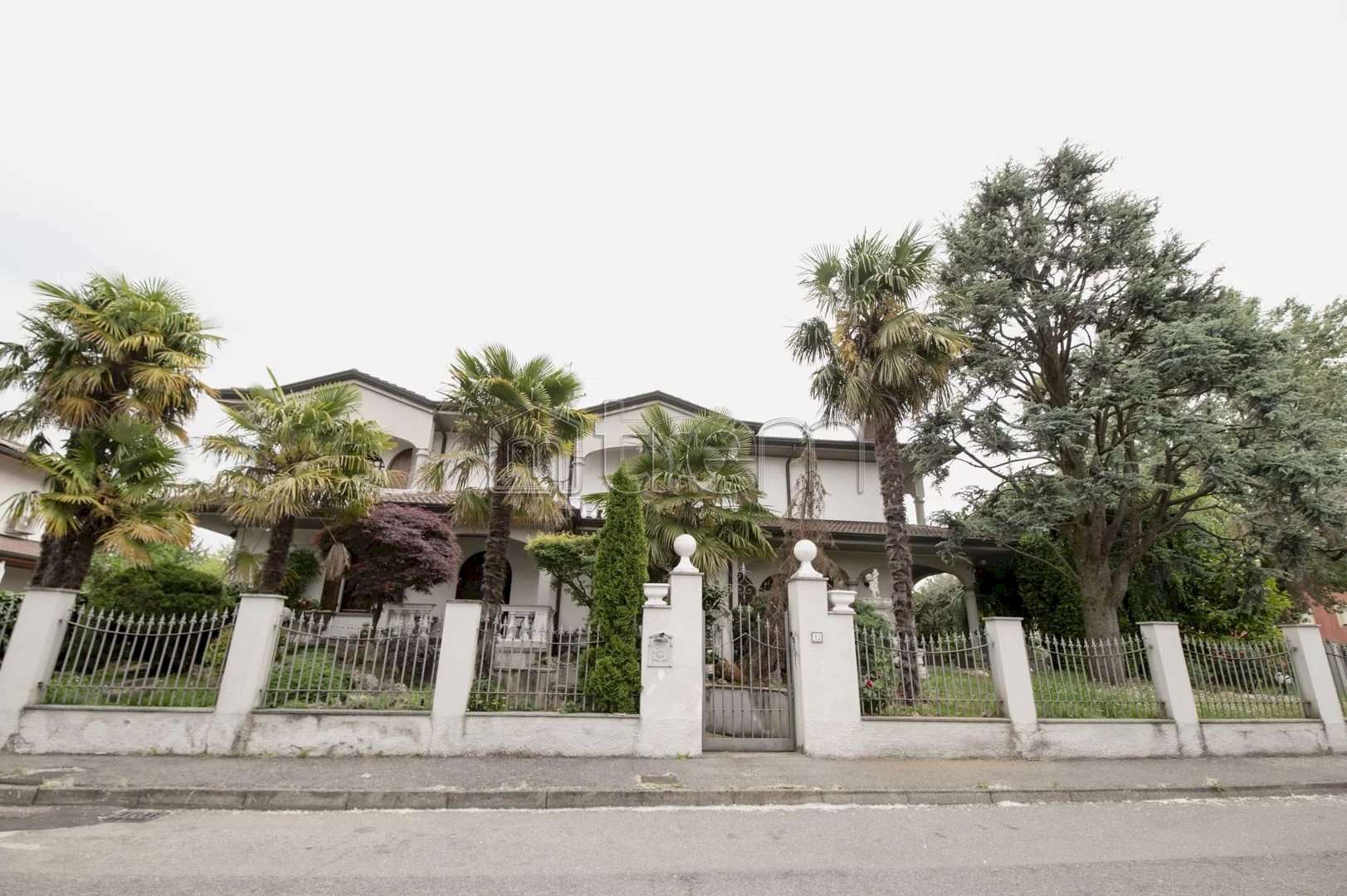 Villa Via Ruggero Leoncavallo, Lainate - foto 1