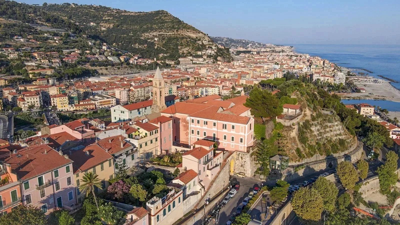 Quadrilocale Via Giuseppe Garibaldi, Ventimiglia - foto 2