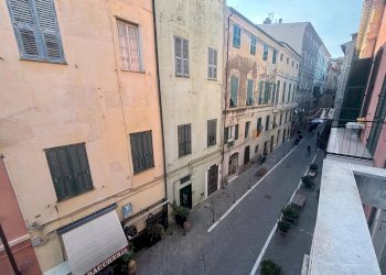 Quadrilocale Via Giuseppe Garibaldi, Ventimiglia - foto 1