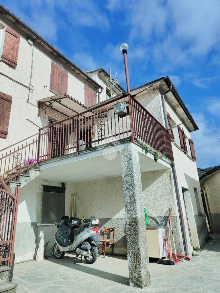 Semi-detached house Via S. Biagio, Ne - photo 1