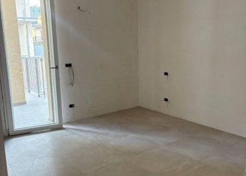 Three-room apartment Corso Langhe, 62C, Alba - photo 2