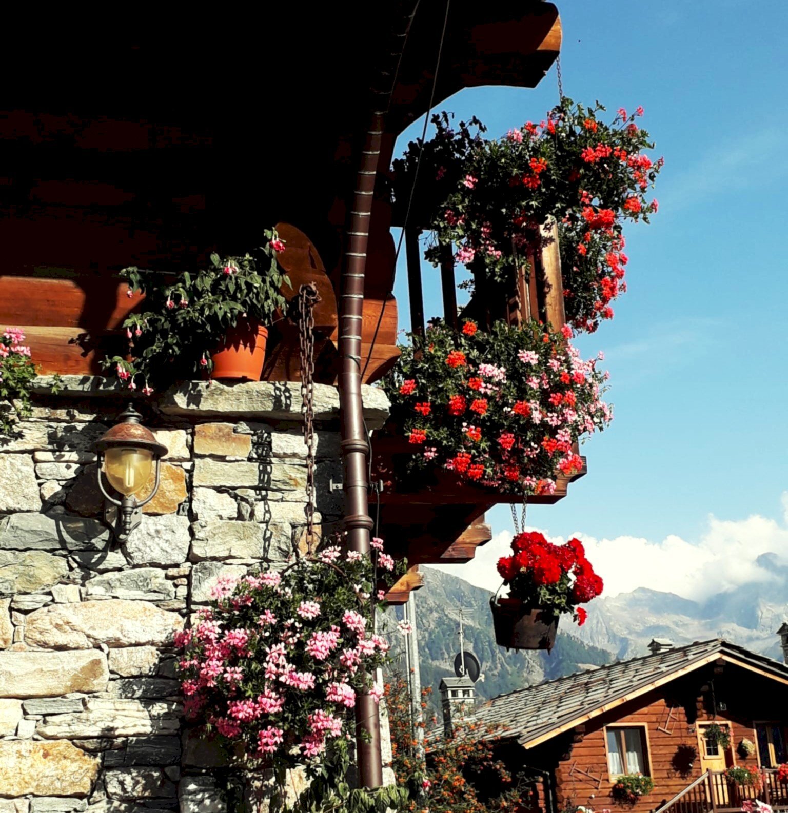 Villa via Col Ranzola, 92, Brusson - foto 3