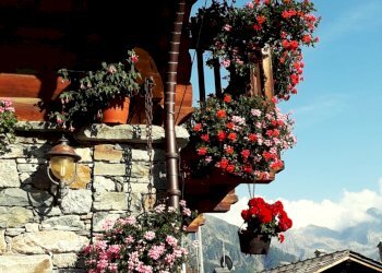 Villa via Col Ranzola, 92, Brusson - foto 3