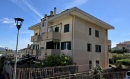Three-room apartment Albenga - photo 2