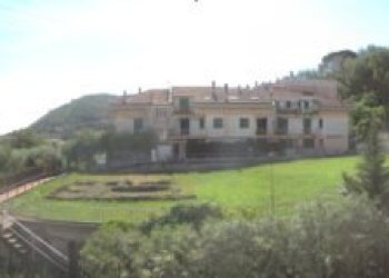 Three-room apartment Albenga - photo 9